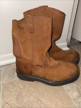 Wolverine Tan Leather Pull-On Work Boot